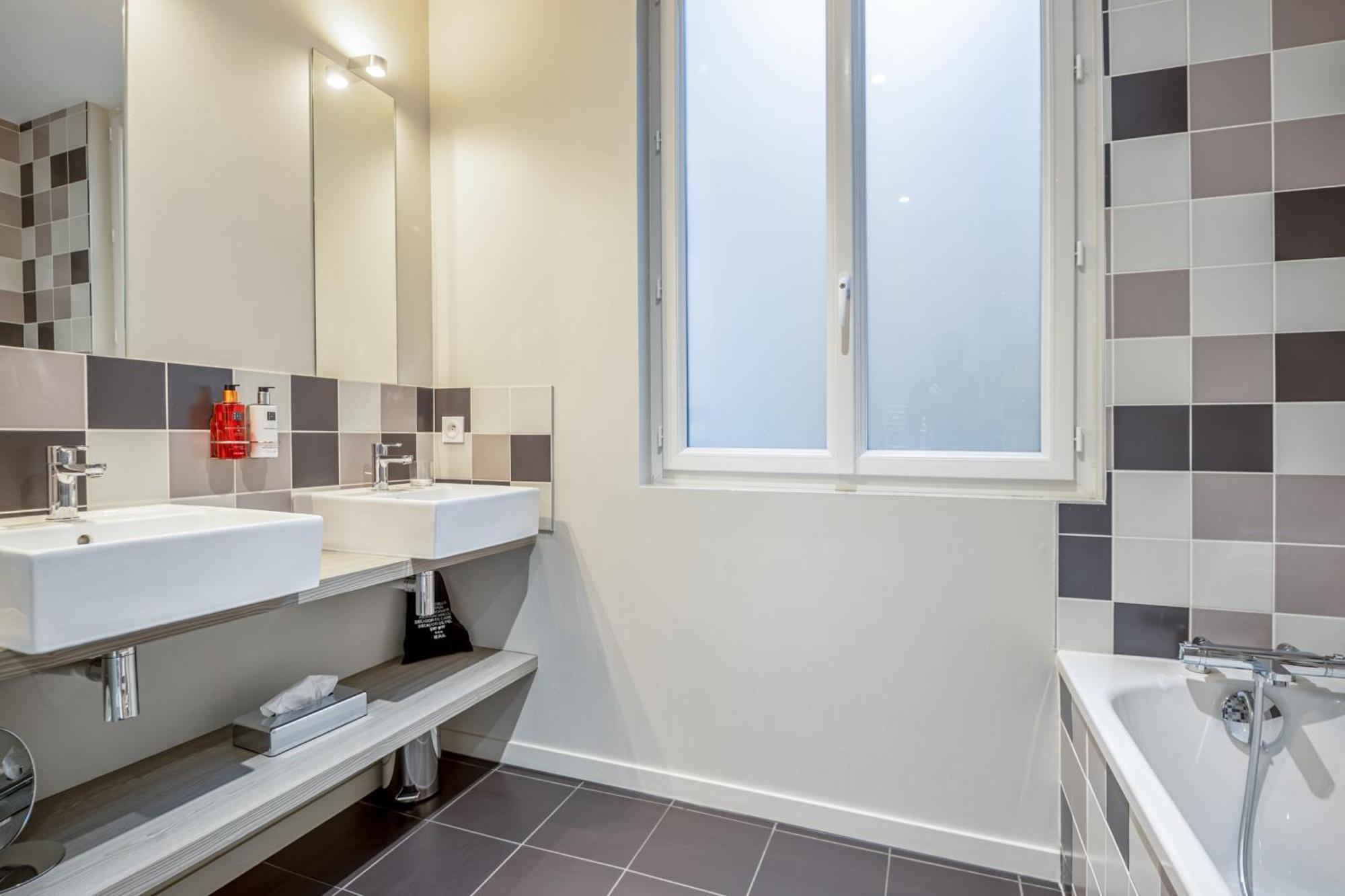 Vallier Suite N18 - Exceptional Suite In Bordeaux - Welkeys Eksteriør bilde